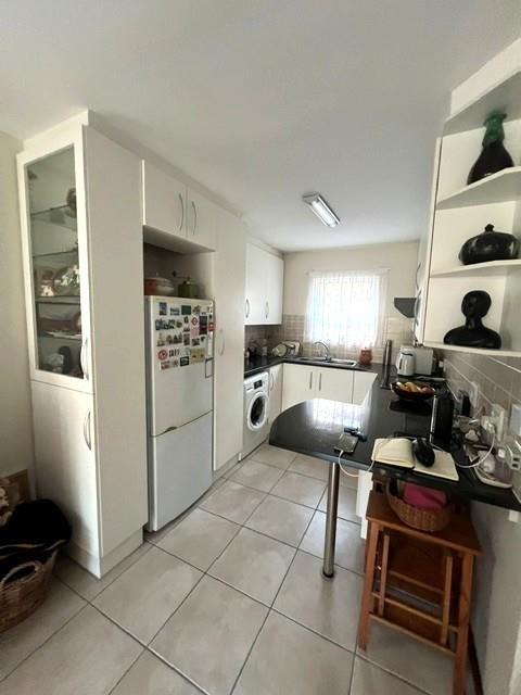 1 Bedroom Property for Sale in Walmer Eastern Cape